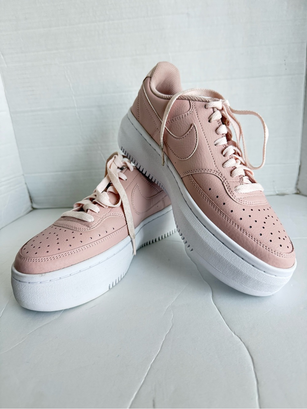 NIKE Womens Court Vision Alta Platform Sneaker (dm0113-600) PINK, 9.5